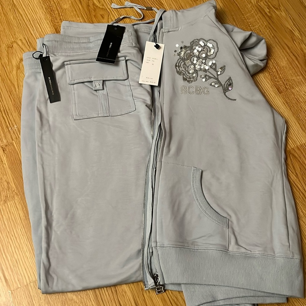 BCBG MAXAZRIA BRAND NEW TWO PIECE SET (SIZE XL)